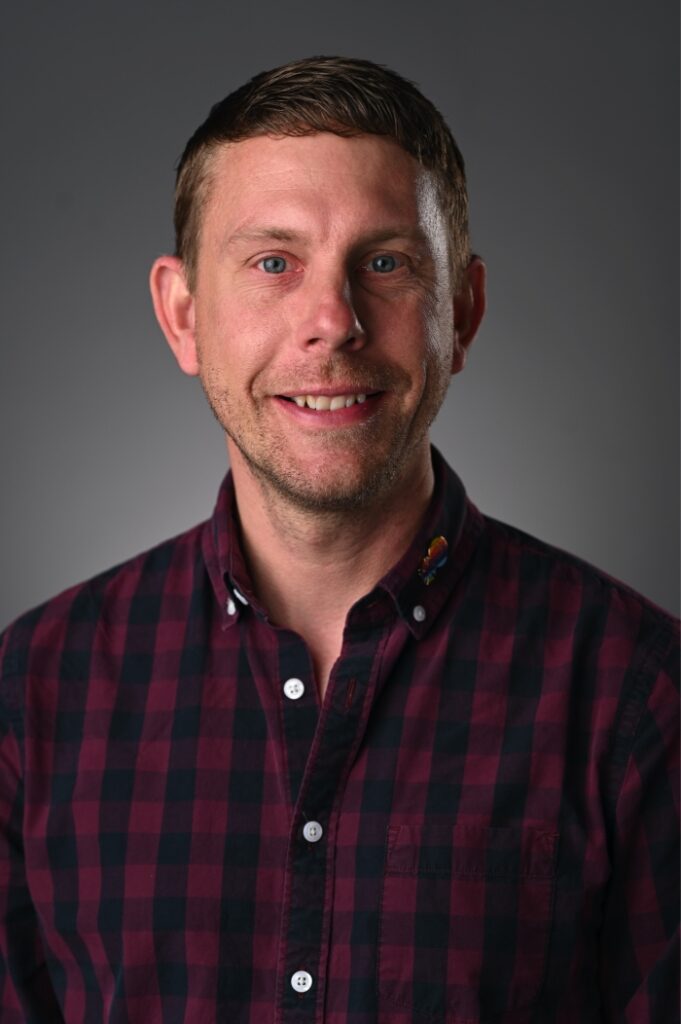 Headshot of Darren Levin